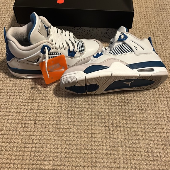 jordan 4 military blue retro (GS) - Picture 4 of 4
